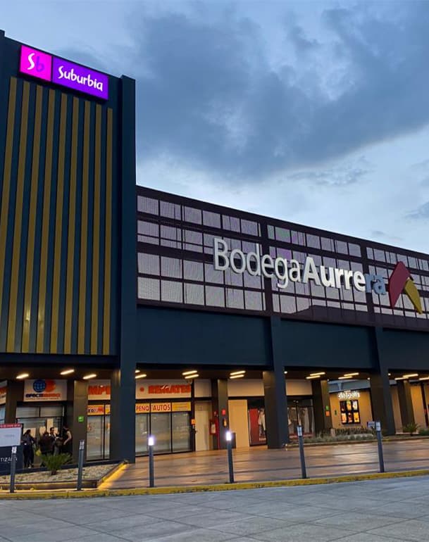 Plaza comercial Tizara